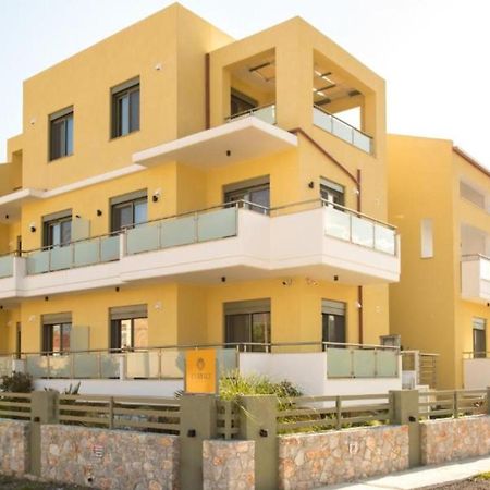 Evriali Comfort Living Palaiochora Exteriér fotografie