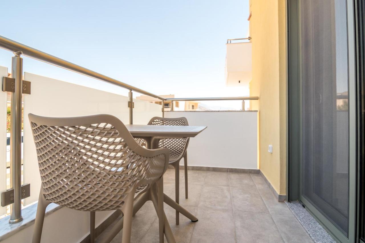 Evriali Comfort Living Palaiochora Exteriér fotografie
