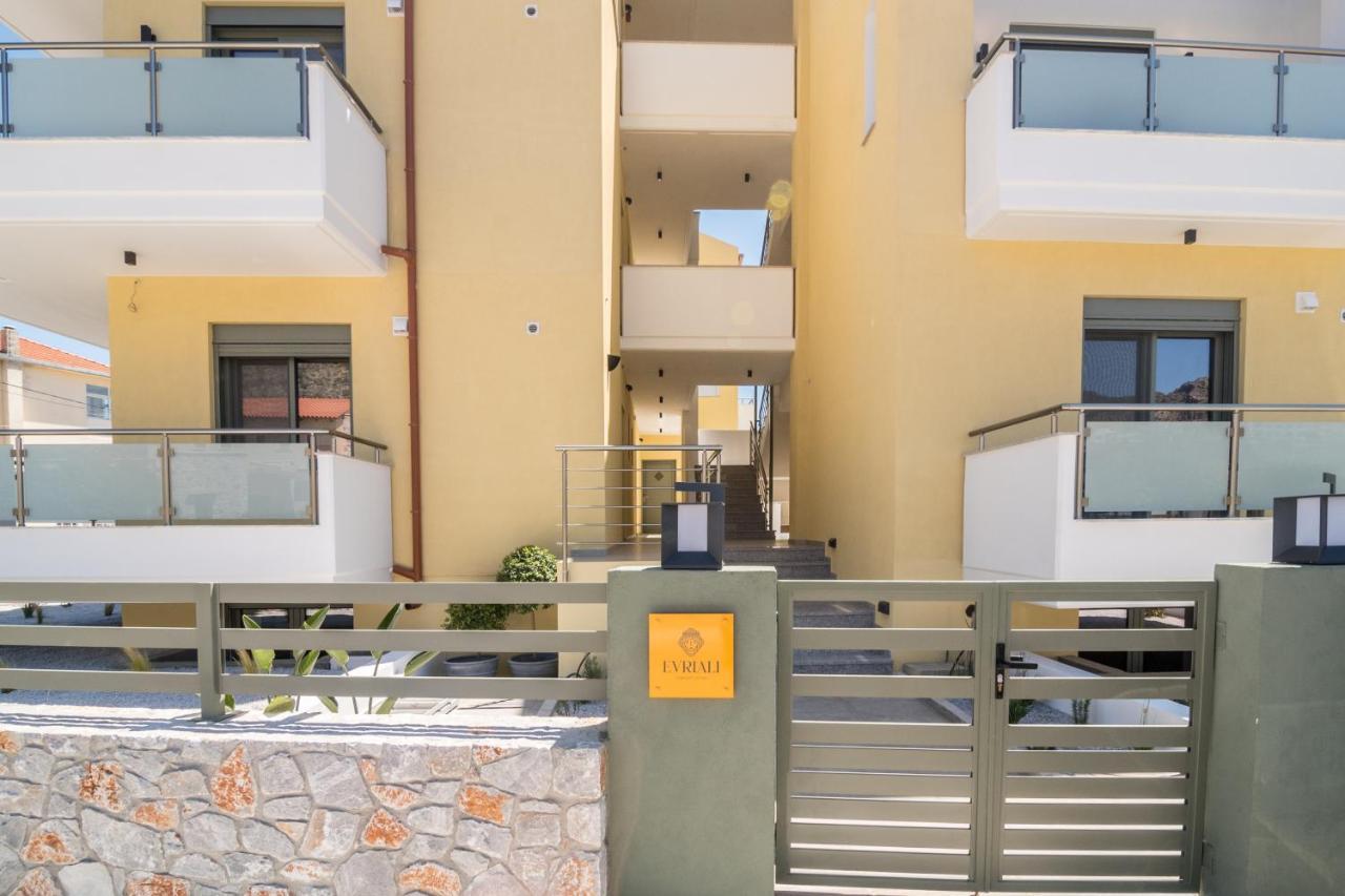 Evriali Comfort Living Palaiochora Exteriér fotografie