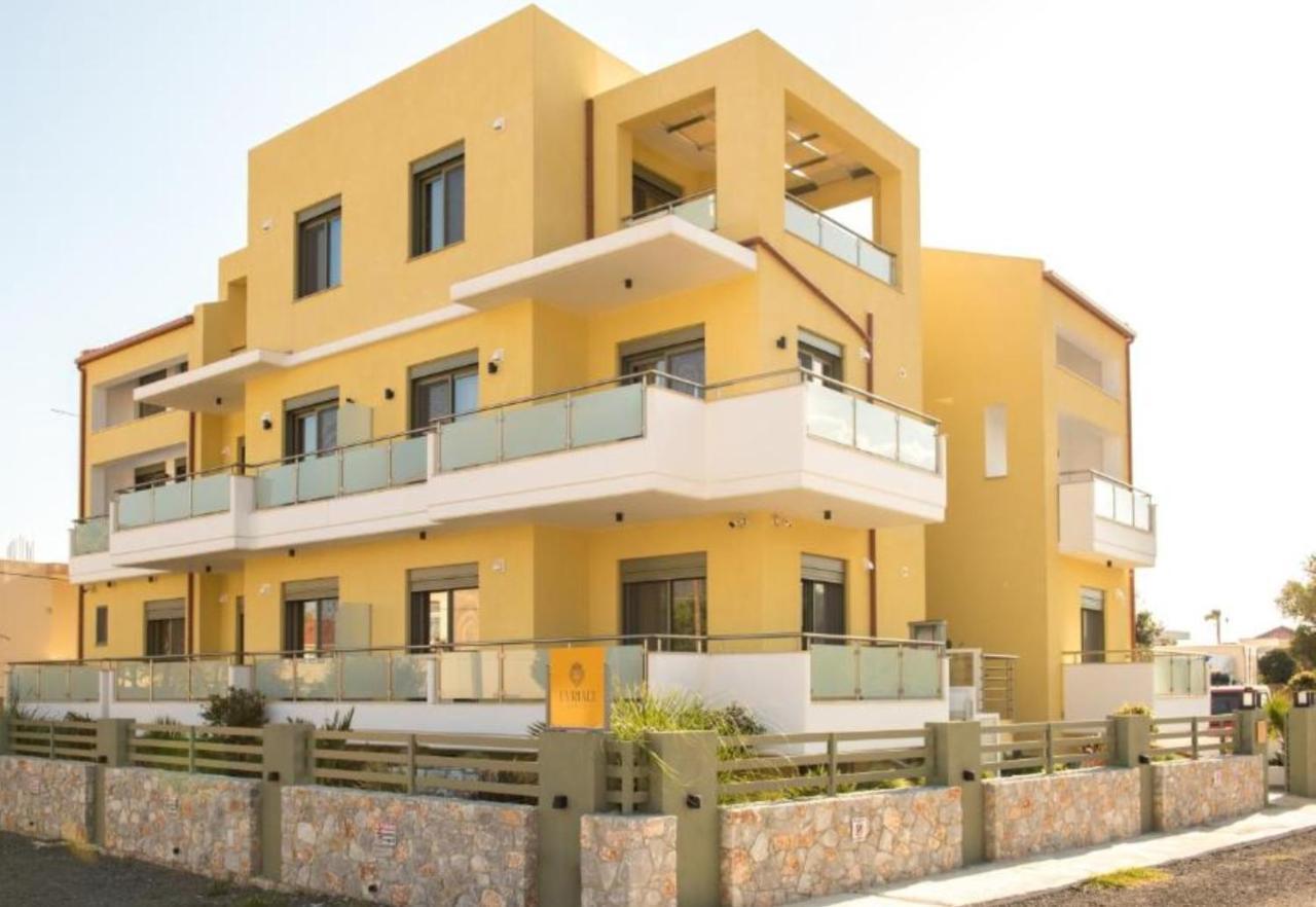 Evriali Comfort Living Palaiochora Exteriér fotografie